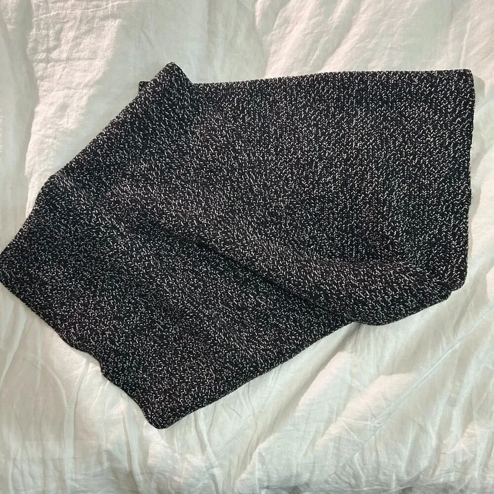 Everlane Chunky 100% Wool Scarf - Black Marl